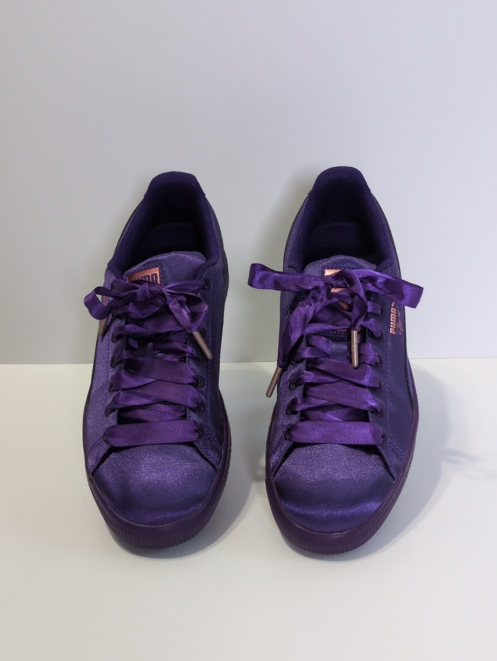 PUMA Clyde Satin Ribbon Purple Sneakers Women Size 8.5 Rose Gold 367469-01